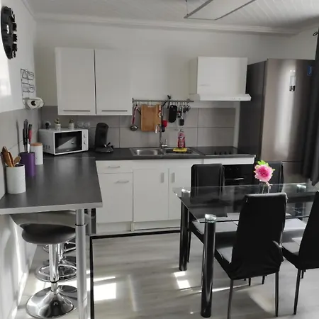 Charmante Maison A Herin-plain-pied, Clim,wi-fi Appartement Hérin