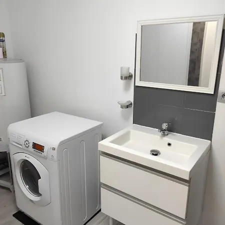 Apartment Charmante Maison A Herin-plain-pied, Clim,wi-fi Herin